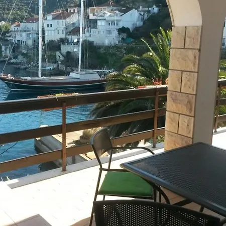 Apartments By The Sea Racisce, Korcula - 151 Apartman