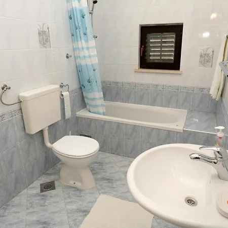 Apartman Apartments By The Sea Racisce, Korcula - 151 *