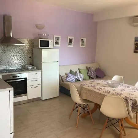 Apartments By The Sea Racisce, Korcula - 151 Apartman Racisce