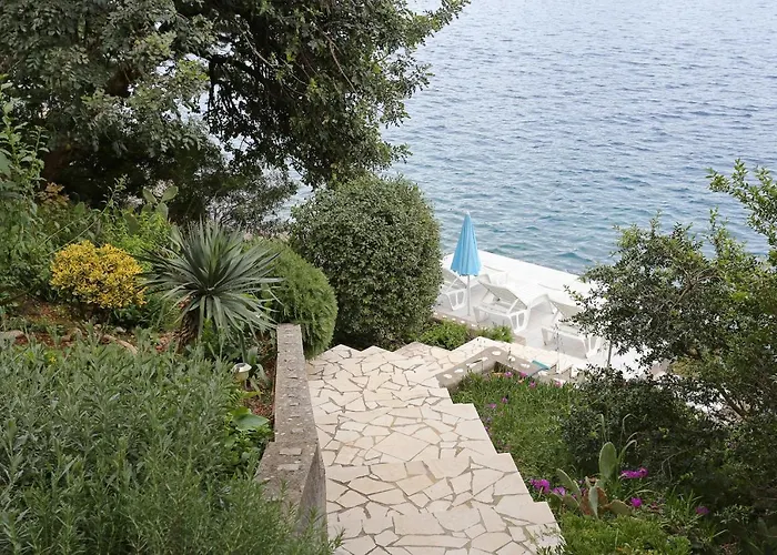 Apartments By The Sea Racisce, Korcula - 151 Apartment
